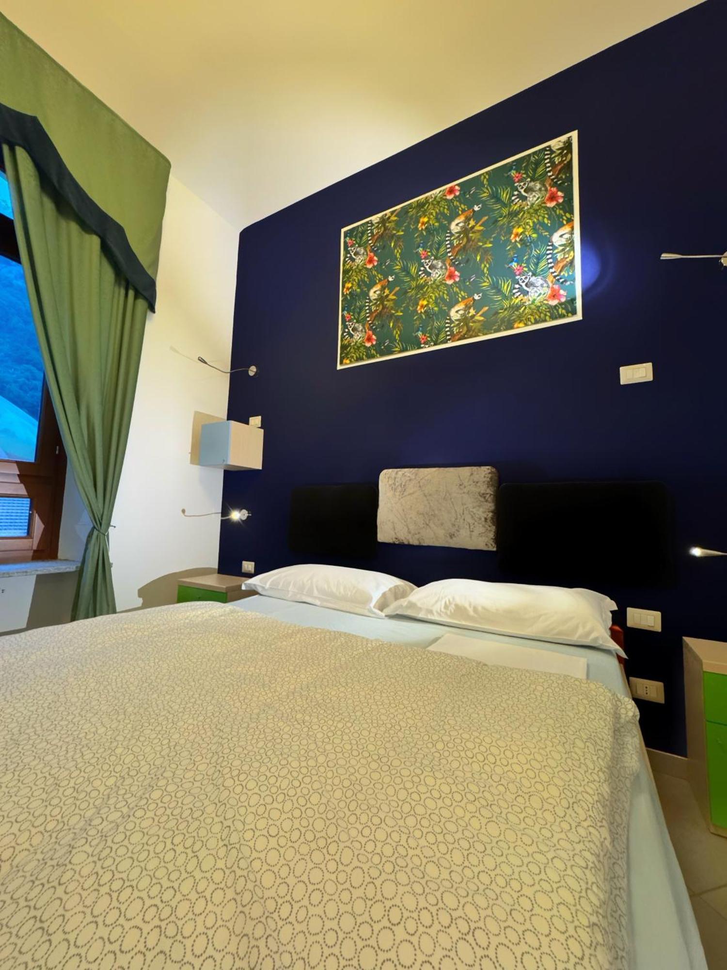 Auberge De La Gare - Dortoir & Ostello Hone Dış mekan fotoğraf